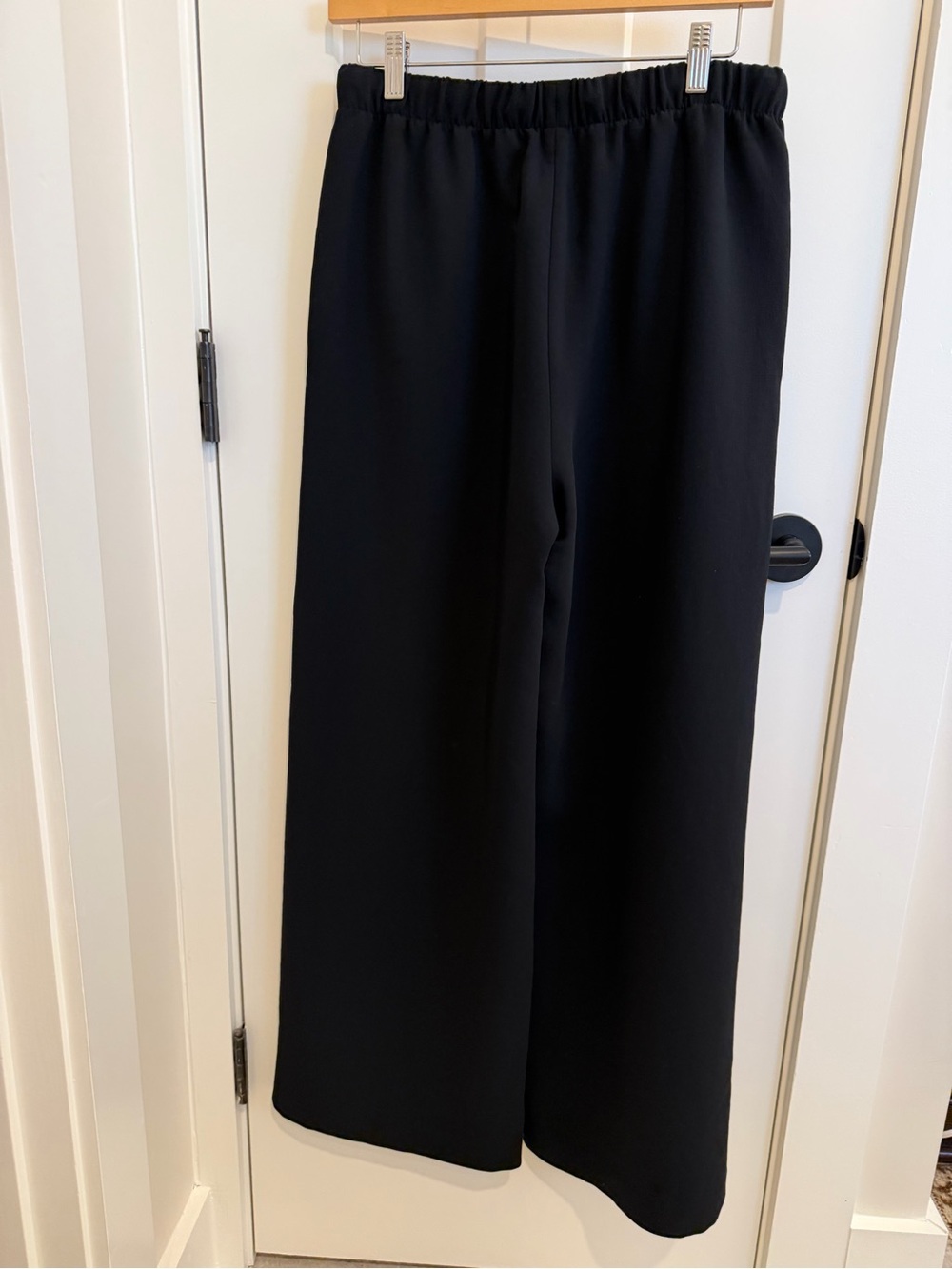 Aritzia Wilfred Lodge Pants Black - Picture 2 of 3